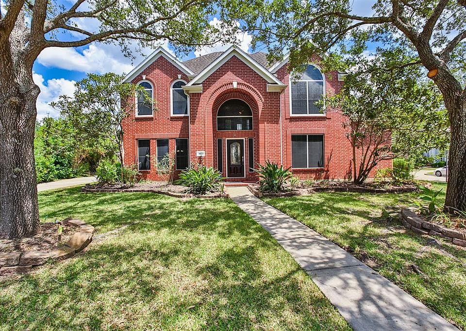 1st image of 4611 Kitty Hollow Dr