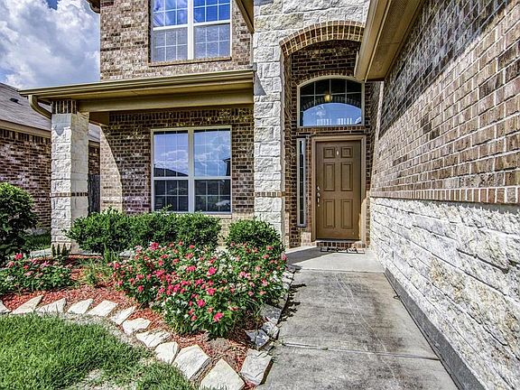 4th image of 314 Kendall Crest Dr