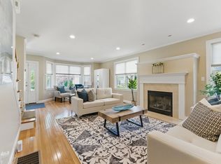 48 Bacon St UNIT 48, Watertown, MA 02472