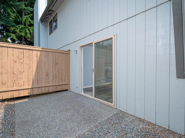 20107 Whitman Ave N — Photo 16