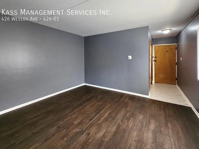 426 Wesley Ave #1 — Photo 3