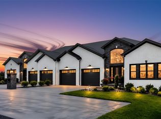 2726 Clay Pike, North Huntingdon, PA 15642