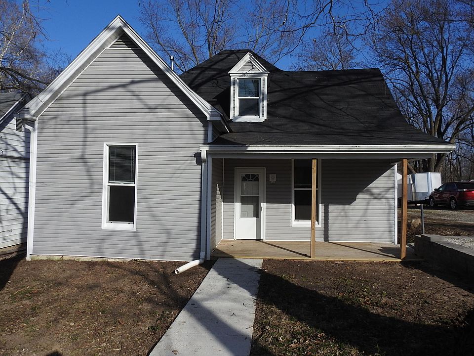 2nd image of 113 N Missouri St
