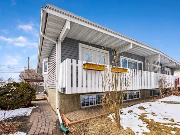1017 E McKinnon Dr NE, Calgary, AB T2E 6A7