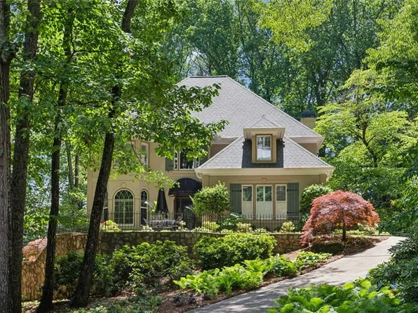 1600 Savannah Ct SE, Smyrna, GA 30080
