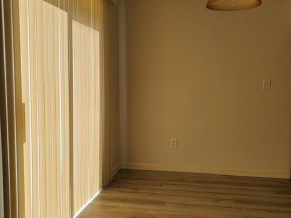 5th image of 2731 Dotti Dr