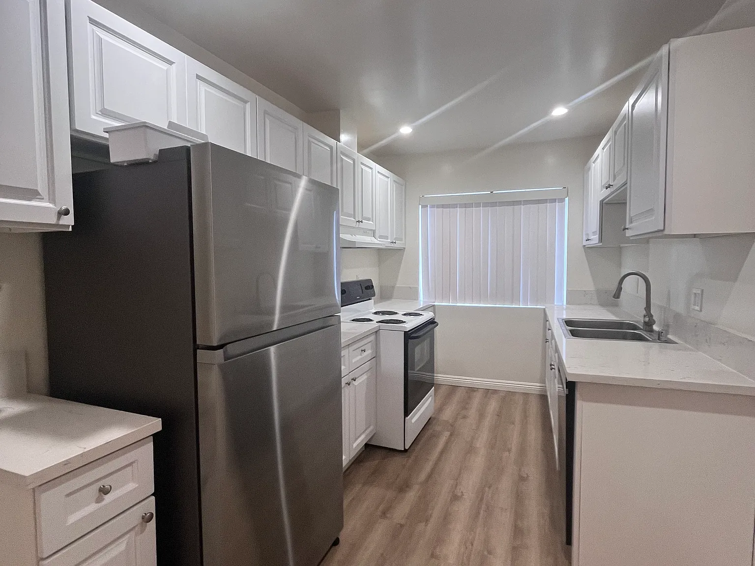 1 bed, $2,050 — Photo 4
