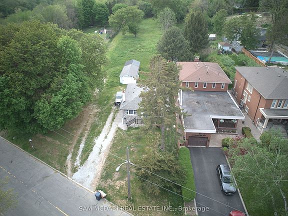2nd image of 148 Rowntree Mill Rd S