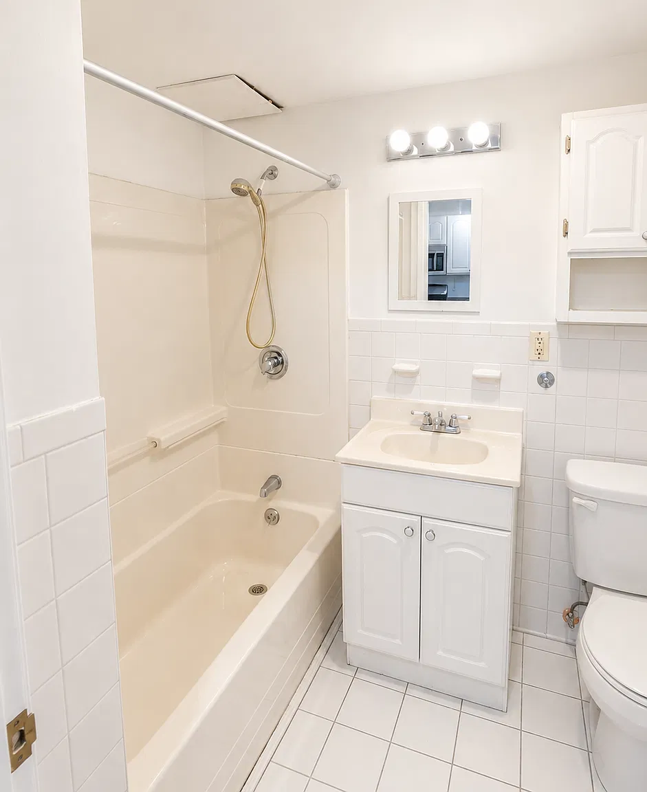 1 bed, 1.0 bath, $2,100 — Photo 4