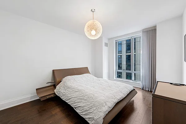 Sold by Compass | media 4