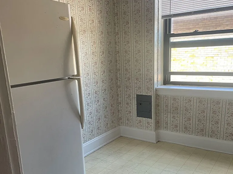 3654 Middleton Ave — Photo 8