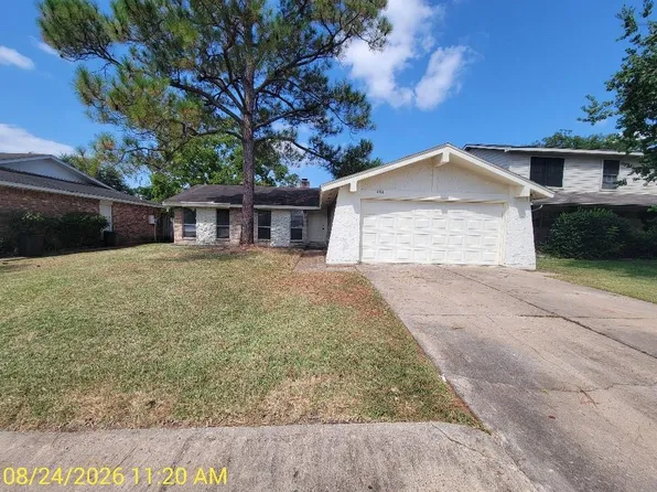 9914 Towne Brook Ln, Sugar Land, TX 77498