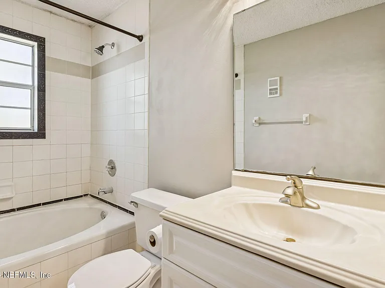 800 Ironwood Dr #834 — Photo 24
