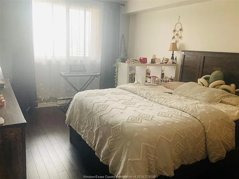 150 Park St W #1505 — Photo 14