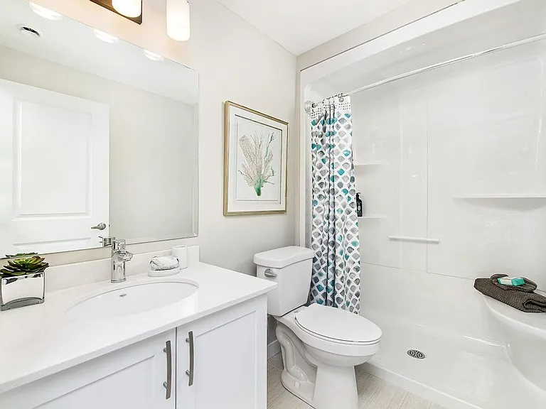 978 Paisley Rd — Photo 22
