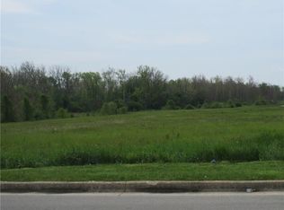 5601 Sunnyside Rd #&-12, Indianapolis, IN 46235