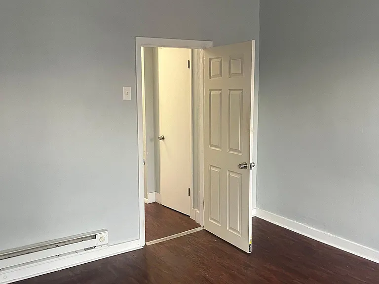 1541 S 20th St #2 — Photo 3