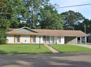 541 Pemberton Dr, Pearl, MS 39208
