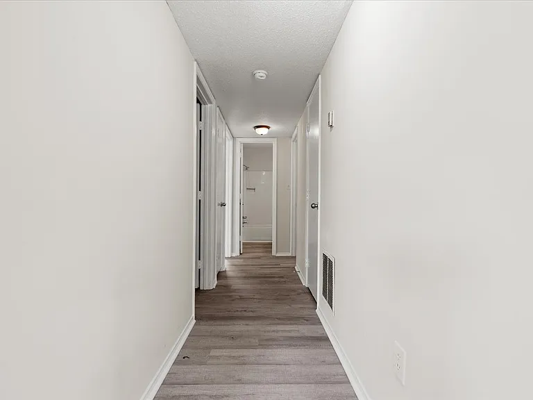 319 Revell Dr #H — Photo 23