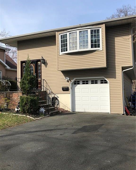 1st image of 24 Schriever Ln