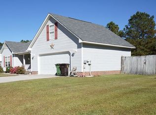 81 Rock Harbor Ln, Spring Lake, NC 28390
