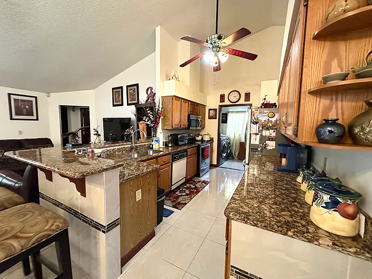 12444 Braxted Dr — Photo 6