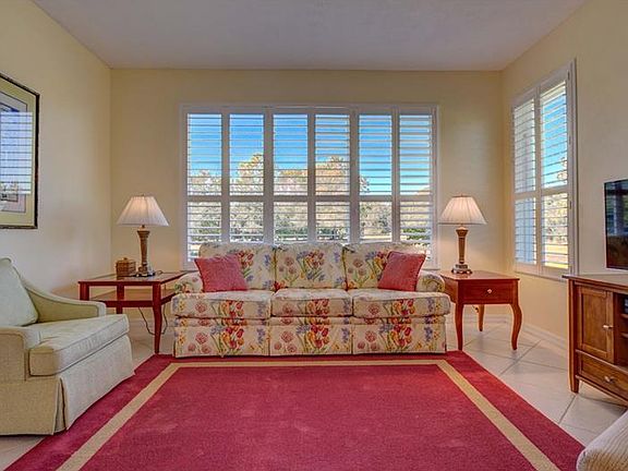 3rd image of 2494 Magnolia Cir