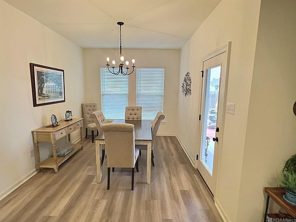 5th image of 28234 Moreau Dr