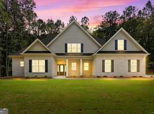 433 Kimberly Ct, McDonough, GA 30252