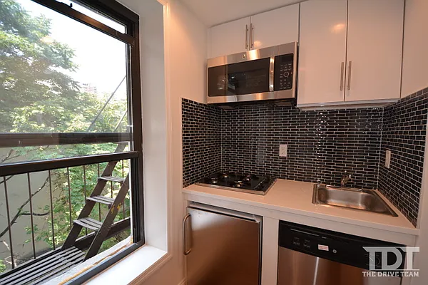 Rented by J Misrahi Realty Corp | media 15