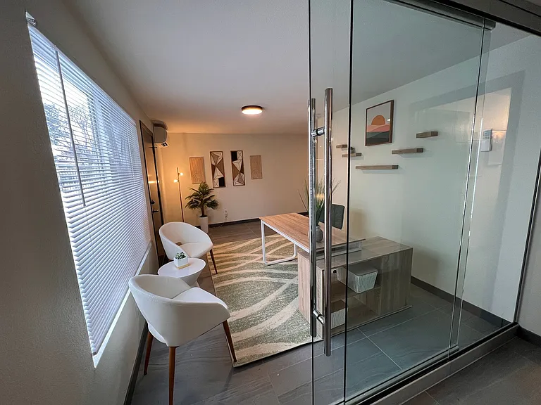 Brix Apartments — Photo 10