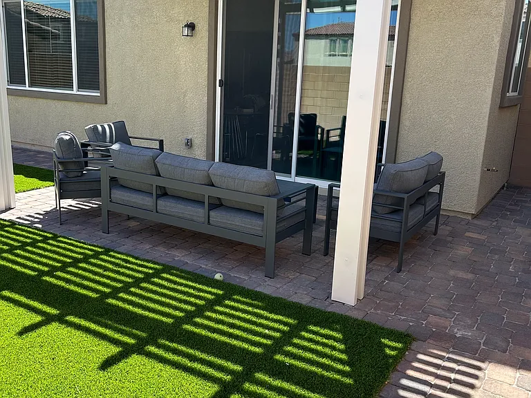 10620 Carnes Ave — Photo 2