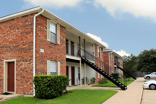 Hillstone on the Parkway Photo 1