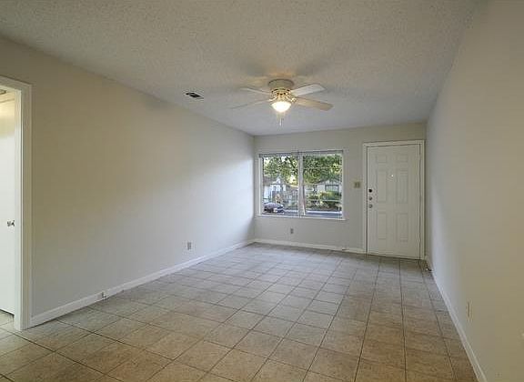 3rd image of 1718 Cullen Ave #A