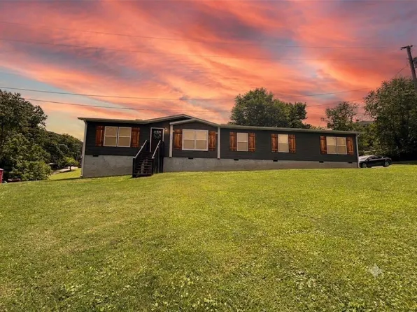 124 Kathy Ln, Townsend, TN 37882