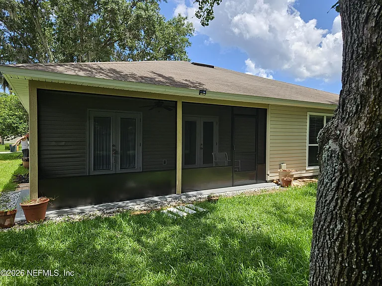 2338 Cool Springs Dr N — Photo 3