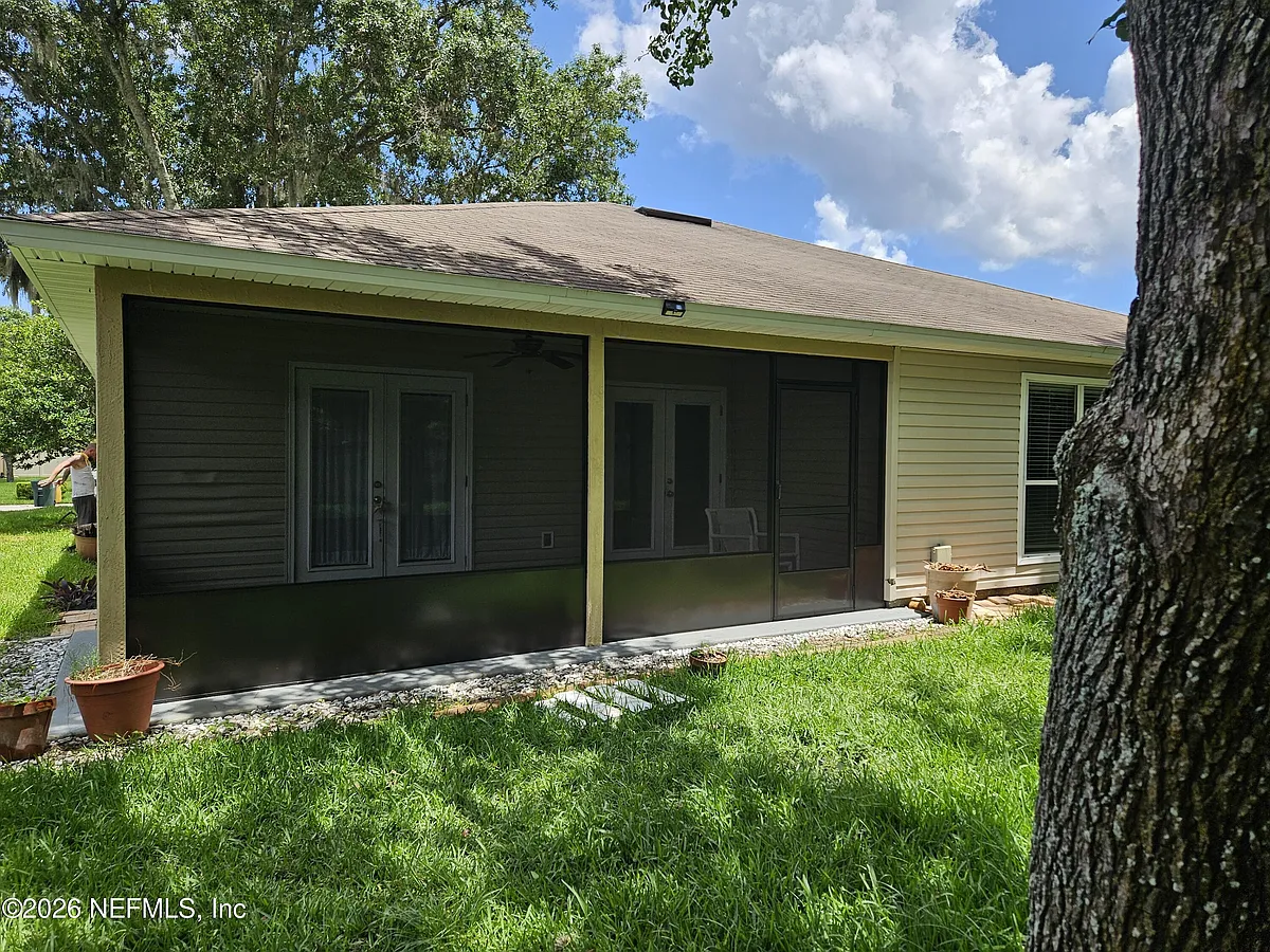 Building Photo - 2338 Cool Springs Dr N