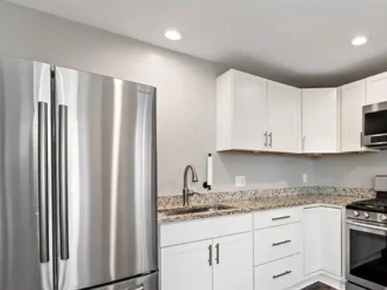 915 Corbet St #A — Photo 7