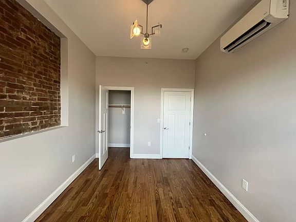 5th image of 46 Clifton Pl Floor 3D