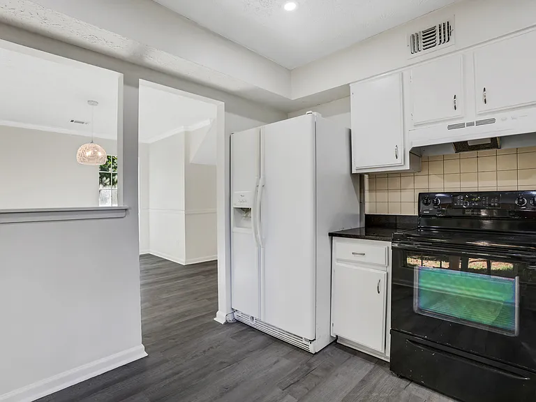 6308 E Windsor Ln — Photo 10