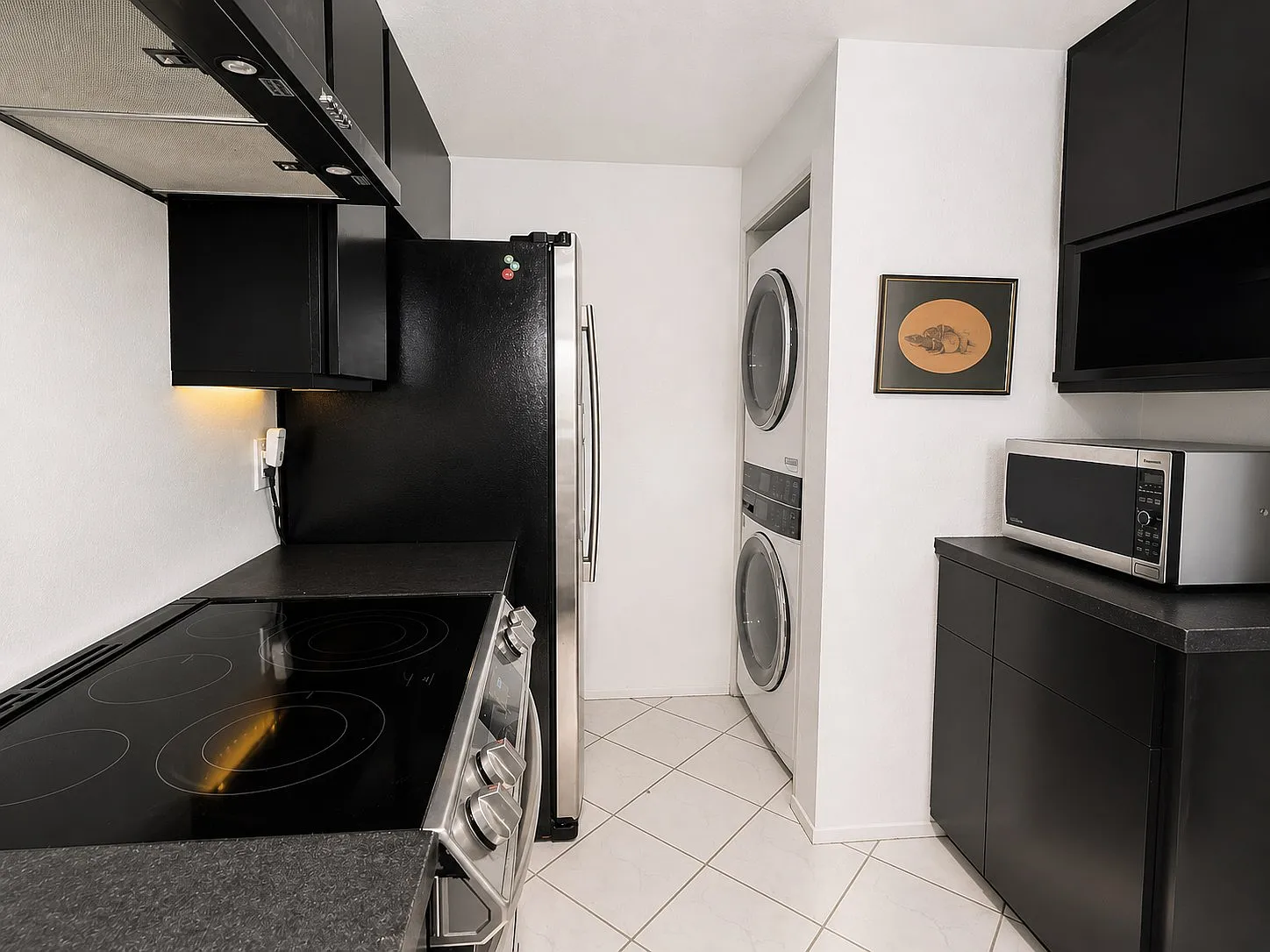 1 bed, 885 sqft, $3,750 — Photo 3