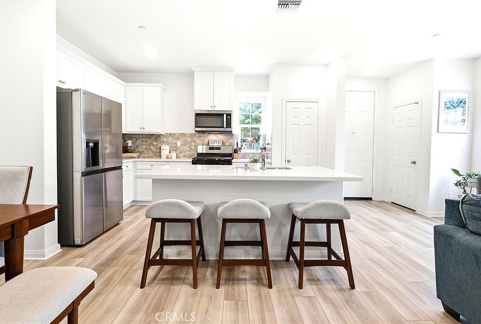 1st image of 4005 E Carmel Privado Ave