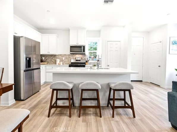 4005 E Carmel Privado Ave, Ontario, CA 91761