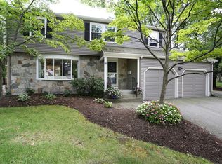 42 Ivy Rd, Wellesley, MA 02482