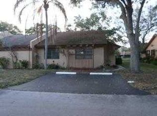 9691 NW 16th St, Pembroke Pines, FL 33024