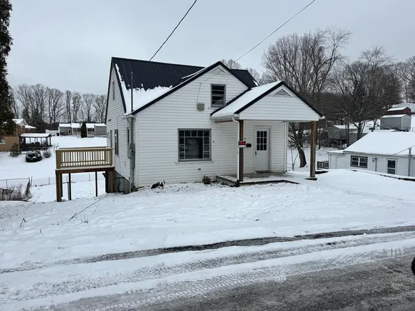 137 Bellwood Dr, Beckley, WV 25801