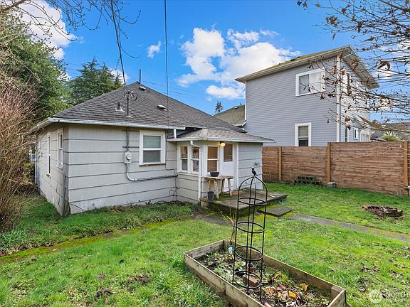 3rd image of 7361 17th Avenue NW
