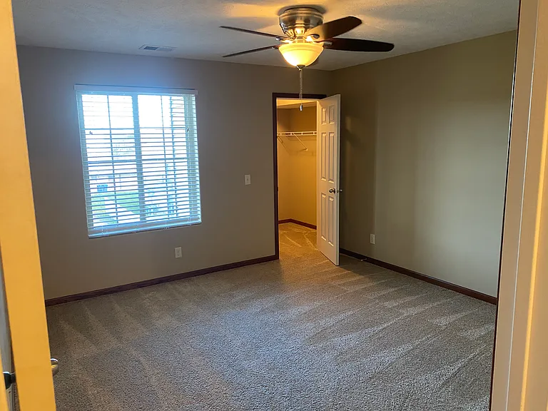 1619 E Military Ave — Photo 4