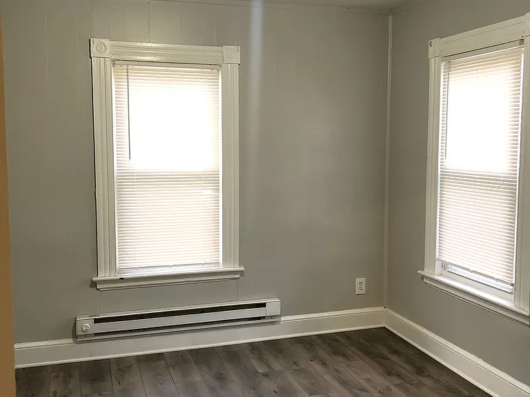 25 Greenmount Ter #A — Photo 6