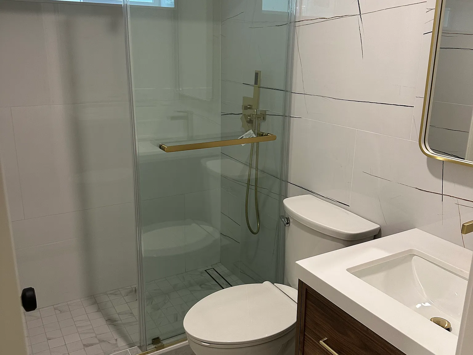 1 bed, 411 sqft, $2,250 — Photo 4